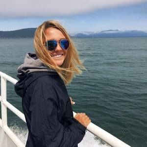 Meet your Posher, Kaela